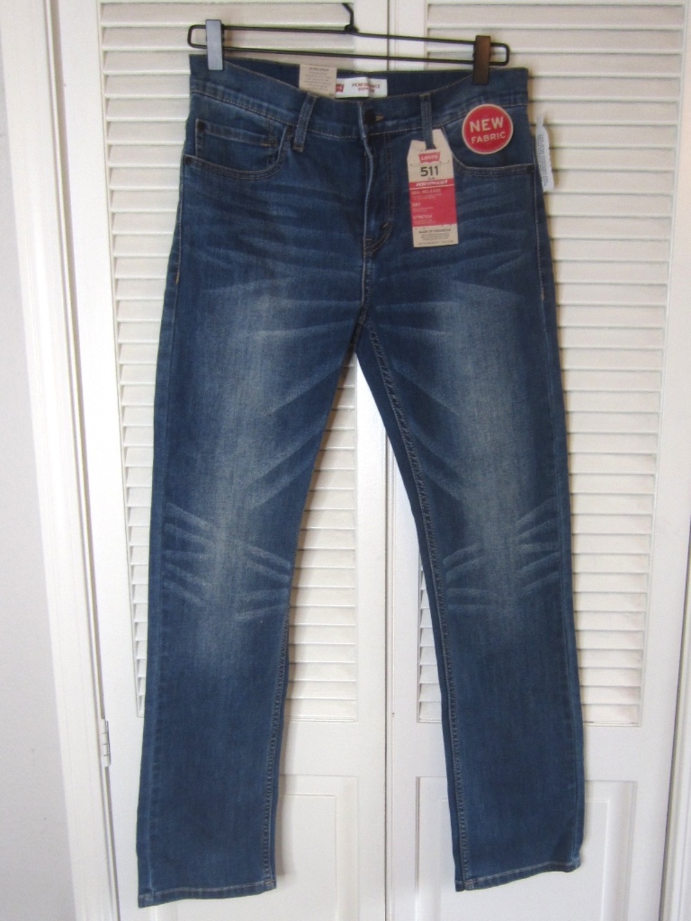 NWT Levi's 511 Slim Fit Performance Jeans - Size 18